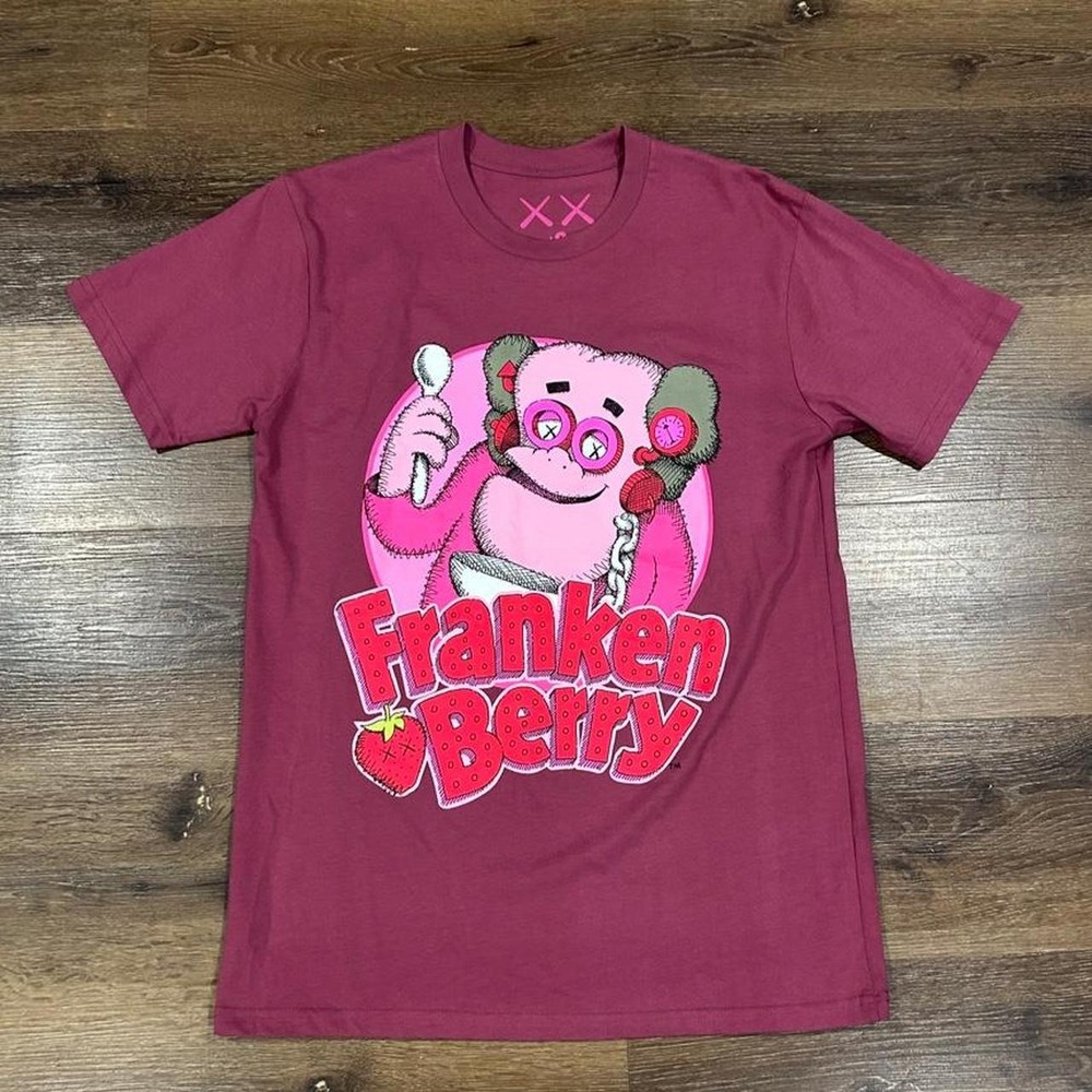 Franken Berry KAWS x General Mills Tee -M